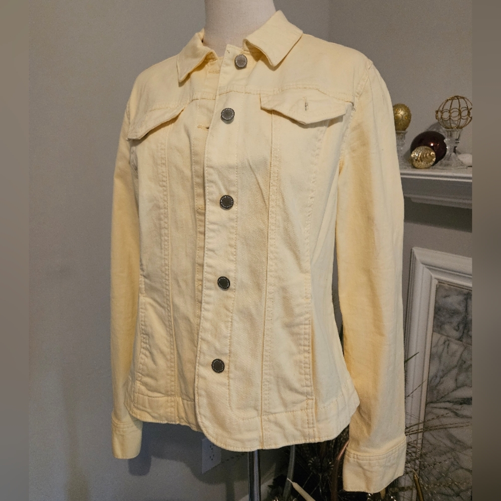 Denim Jacket Pale yellow